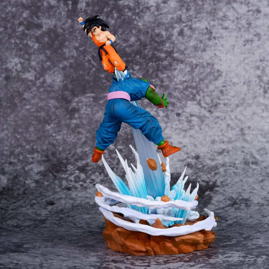 Diorama Son Goku vs Piccolo Daimaô 21 cm, vue d'ensemble de trois quarts