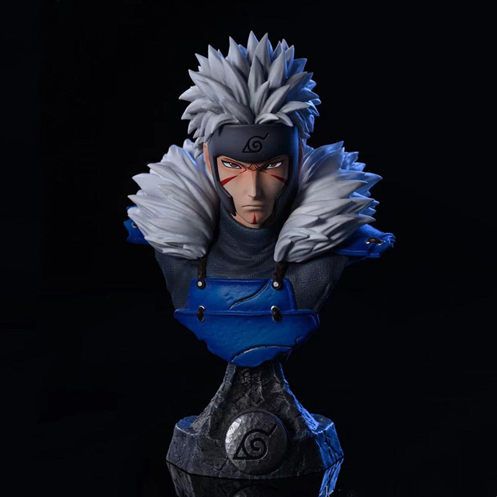 Buste Tobirama Senju 15 cm, col de fourrure blanche, armure bleue et socle Konoha