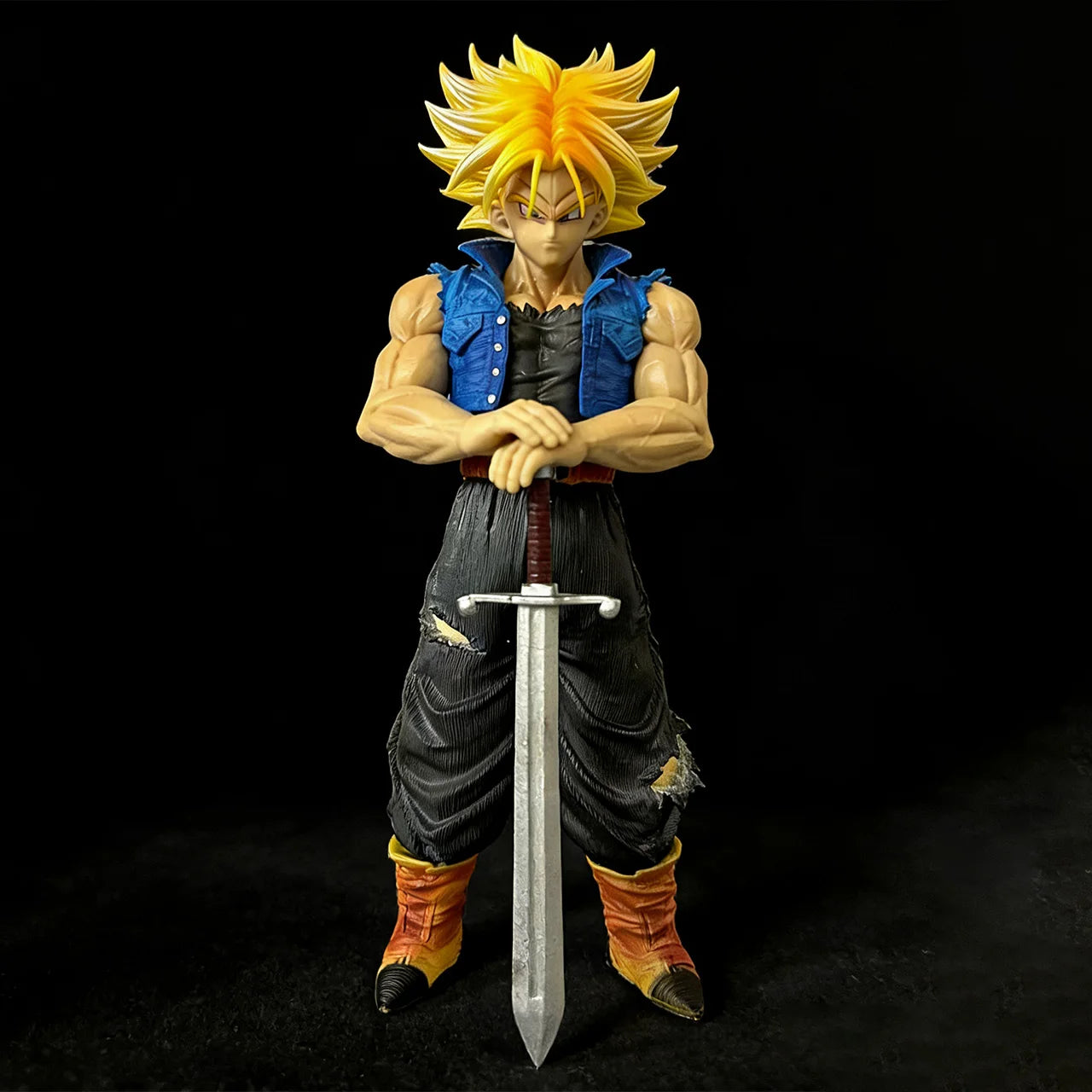 Figurine Trunks du Futur - Dragon Ball Z (Film Bojack) - 25cm