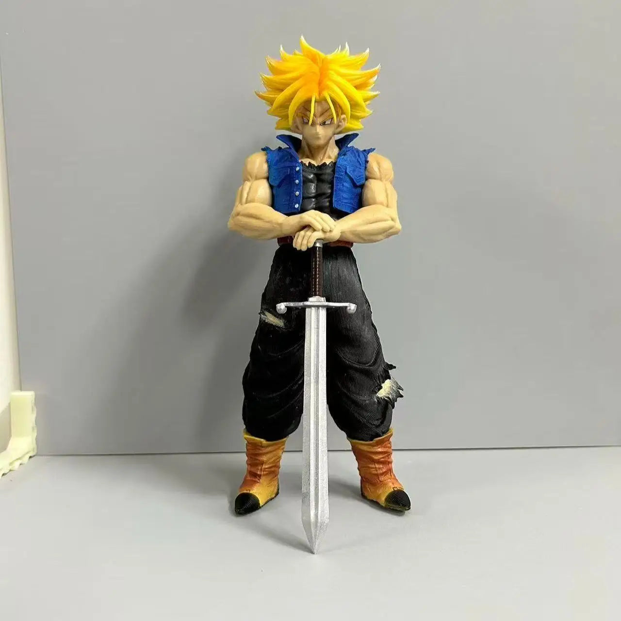 Figurine Trunks du Futur - Dragon Ball Z (Film Bojack) - 25cm