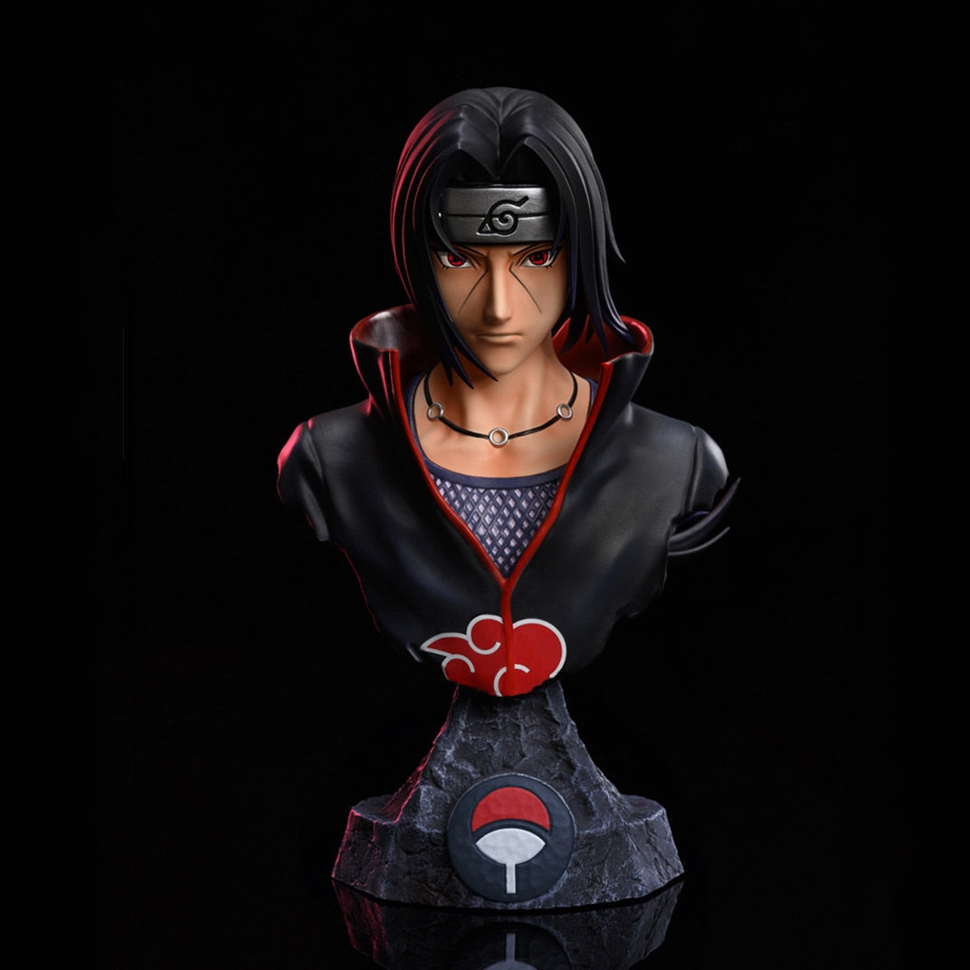 Buste Itachi Uchiha 15 cm, manteau Akatsuki aux nuages rouges, emblème Uchiha sur le socle